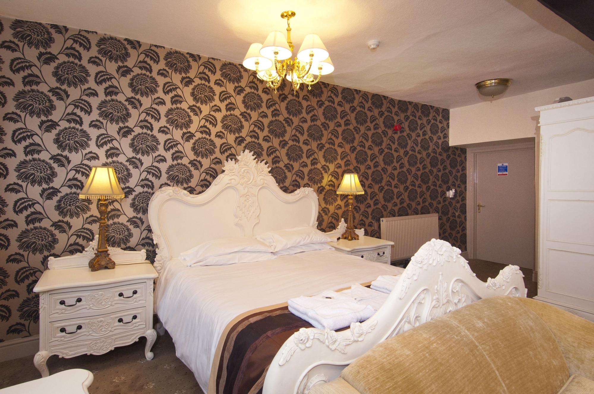The Old Crown Coaching Inn سويندون المظهر الخارجي الصورة