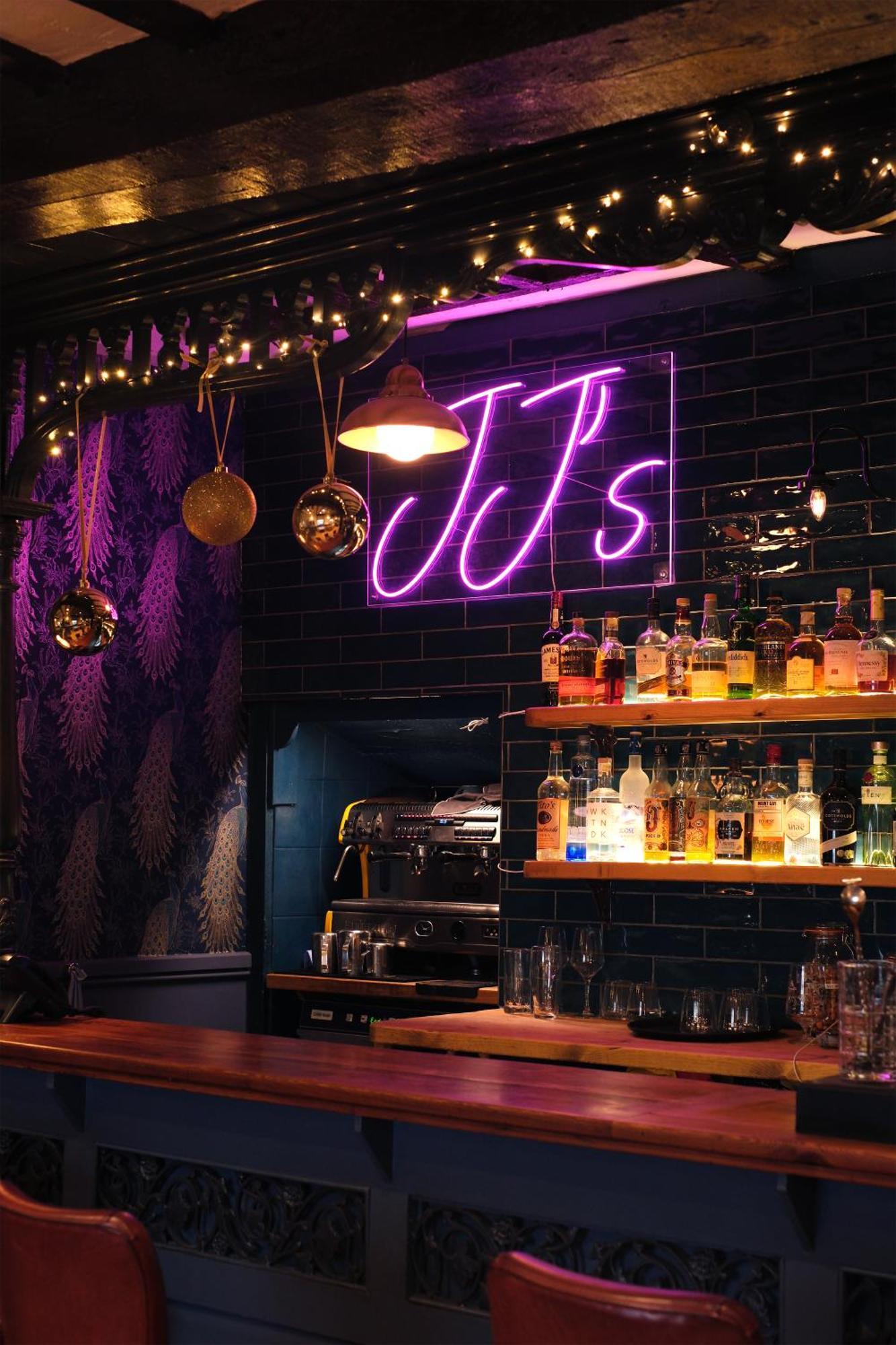 The Old Crown Coaching Inn سويندون المظهر الخارجي الصورة
